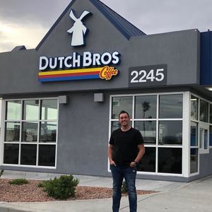 Meet your Posher, Travis